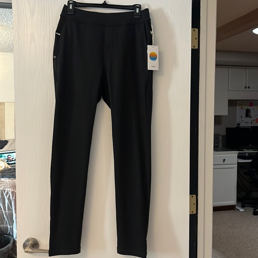 Vuori men’s Coronado pants